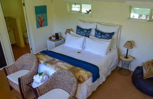 Newlands House | On Pinewood Guest House