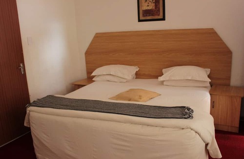Tzaneen House | Tzaneen Guest House