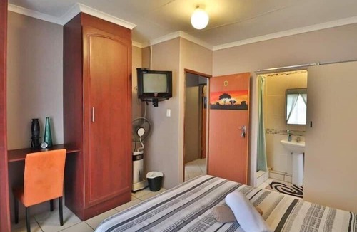 Amanzimtoti House | Asante Sana Guesthouse