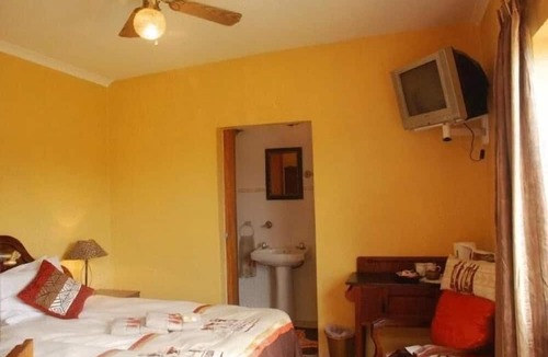 Bluewater Bay House | Bluewater Guesthouse