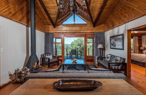 Kenton on Sea Cabin | Kariega Game Reserve - Main Lodge