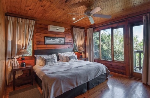 Kenton on Sea Cabin | Kariega Game Reserve - Main Lodge