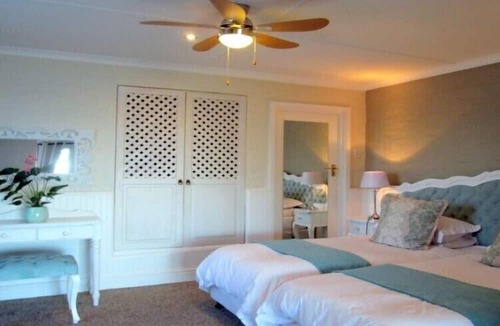 Paradise House | Azure House