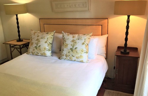Stellenbosch House | Navarre Farm Cottages