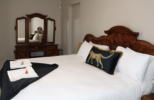 Kimberley House | Caledon Overnight Rooms