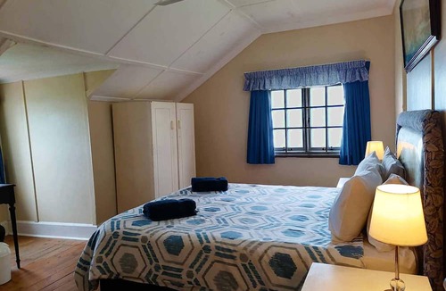 Ramsgate Beach House | Whaleback Cottage