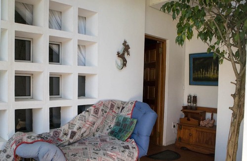 Beacon Bay House | On-the-Summit Lodge & Conference Venue