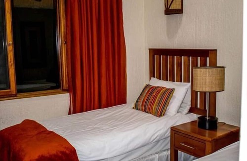 Hazyview House | Legend Safaris - Kruger Park Lodge
