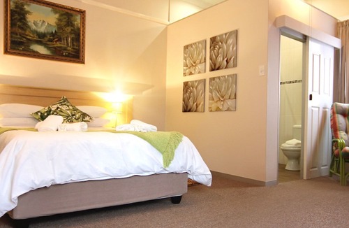 Komani Bed & Breakfast | Belle Vue Bed and Breakfast