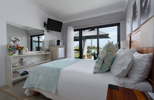 Betty's Bay House | Stay at Friends