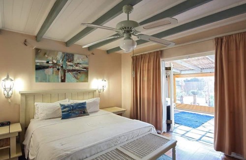 Pinelands House | Inn Style Guesthouse