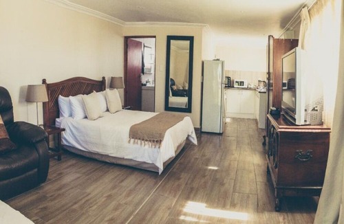 Bot River House | Arcangeli Wines