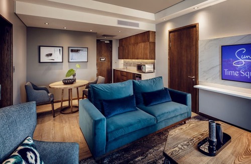 Menlyn Hotel | Time Square Hotel