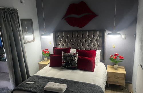 Goodwood Bed & Breakfast | Mitchells Guesthouse