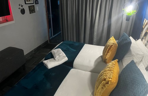 Goodwood Bed & Breakfast | Mitchells Guesthouse