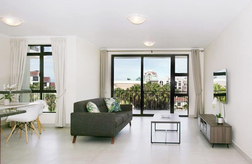 Century City Hotel | Island Club Hotel & Apartments