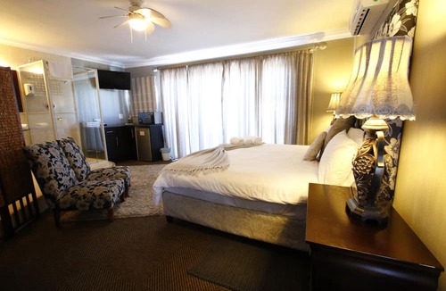 Bluewater Bay Bed & Breakfast | Bluewater Beachfront Guesthouse