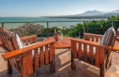 Mountainside Bed & Breakfast | 18 on Kloof Bed and Breakfast
