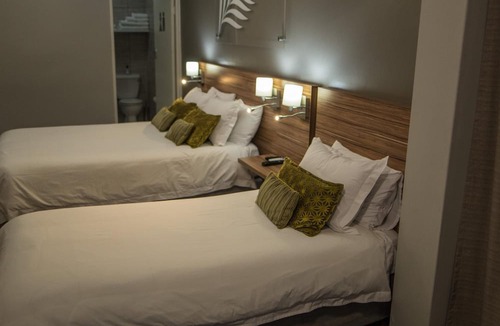 Brandwag House | Palm Lodge
