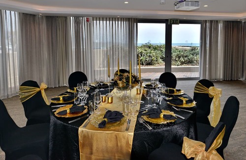 Lagoon Beach Hotel | Lagoon Beach Hotel & Spa