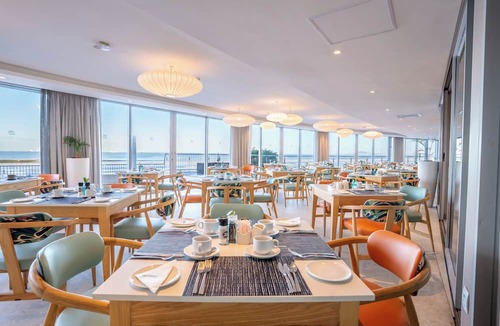 Lagoon Beach Hotel | Lagoon Beach Hotel & Spa