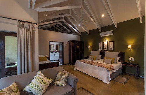 Hazyview Hotel | Perry's Bridge Hollow Boutique Hotel