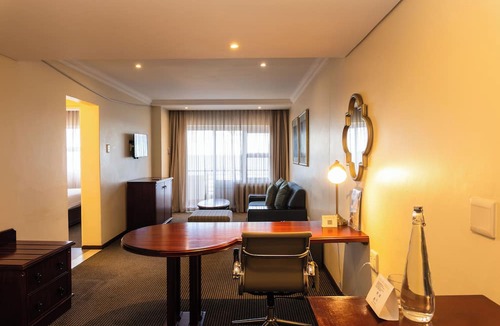 Quigney Beach Hotel | Premier Hotel Regent