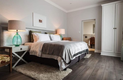 Somerset West House | Waterstone Lodge