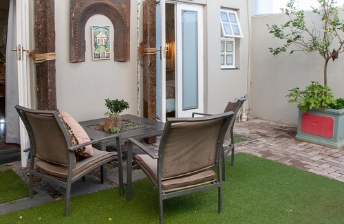 Strand House | Bedrock Guest Studios