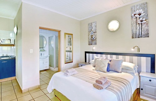 Komatipoort Bed & Breakfast | Komati River Chalets