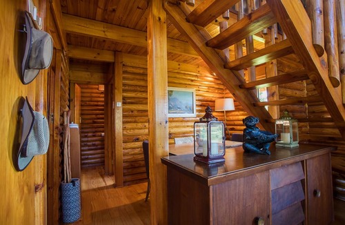Wolseley Cabin | Mountain Cabin
