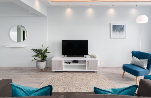 Sea Point Apartment | Saratoga 304
