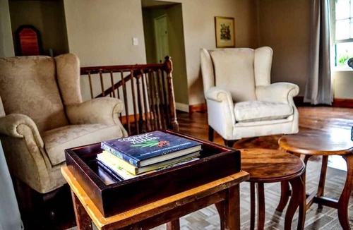 Grahamstown House | 137 High Street Guest House