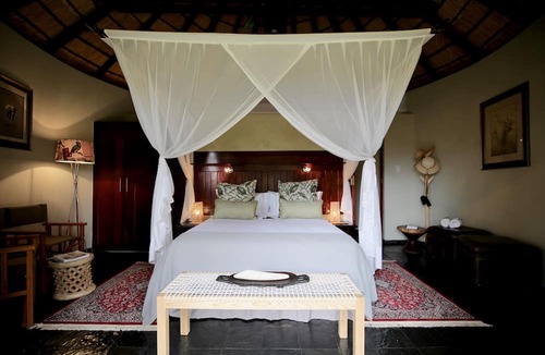 Kruger National Park Cabin | Ivory Wilderness River Rock Lodge
