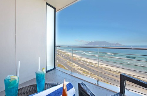 Bloubergstrand Hotel | Blaauwberg Beach Hotel