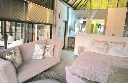 Leeupoort Cabin | Thulani Game Lodge And Eco Estate