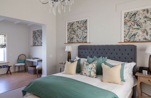 Simon's Town Bed & Breakfast | Tintswalo Boulders