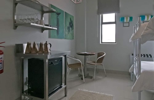 Hermanus City-Centre Hostel | Zzzone Boutique Hostel