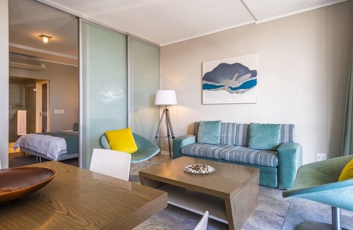 Victoria and Alfred Waterfront Hotel | aha Harbour Bridge Hotel & Suites