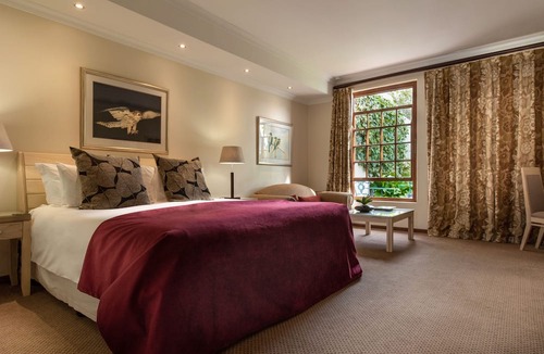 Constantia House | Glen Avon Lodge Boutique Hotel