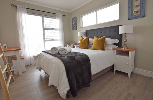 Vermont Apartment | Dolphin House Apartments
