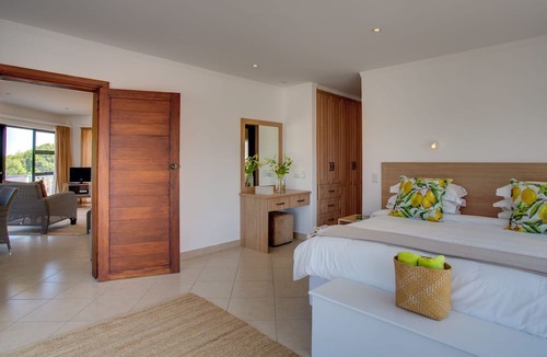 Robberg Beach House | Limoni Luxury Suites