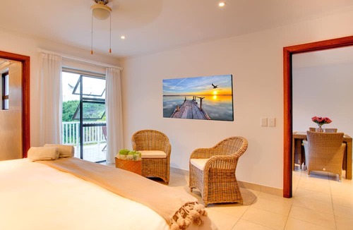 Robberg Beach House | Limoni Luxury Suites