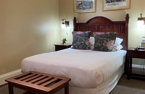 Kimberley Hotel | The Kimberley Club Guesthouse