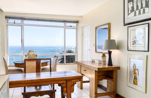 Camps Bay Apartment | Balie Bay 1 - Adults Only