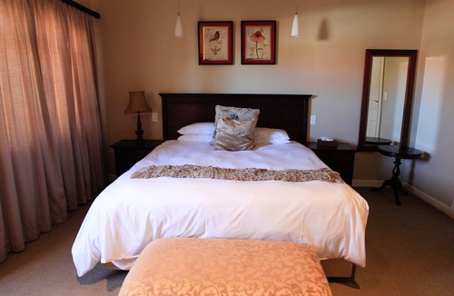 Komani Hotel | Komani Resorts