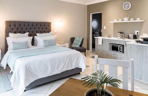 Summerstrand House | Wagtails Guest House