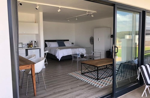 Still Bay House | Karee Manor Guesthouse