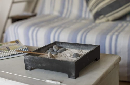 Rondebosch Apartment | Loft Style apartment with stunning garden close
