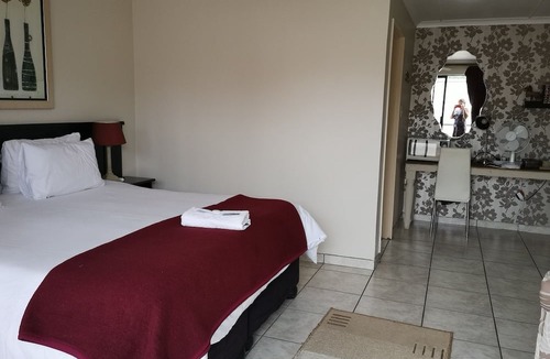 Nahoon House | Nahoon Mouth Guest House